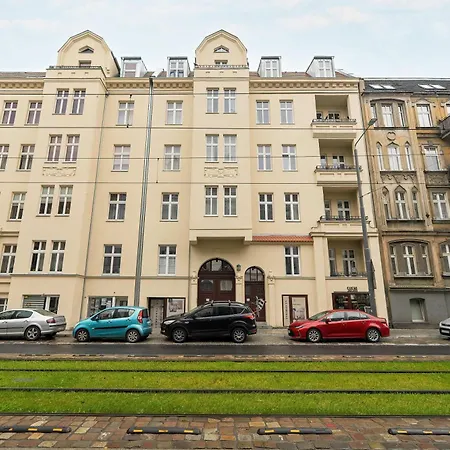 Lejlighed Bright Wierzbiecice Near Mtp By Renters *