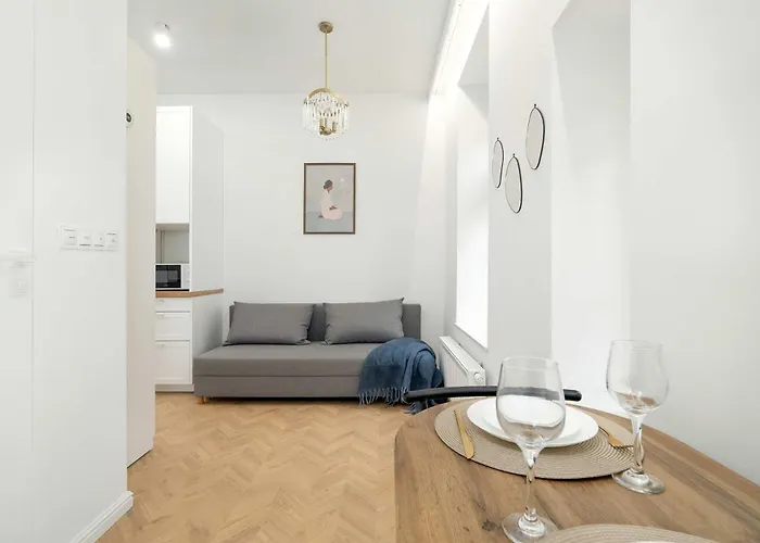 Апартаменти Bright Wierzbiecice Near Mtp By Renters