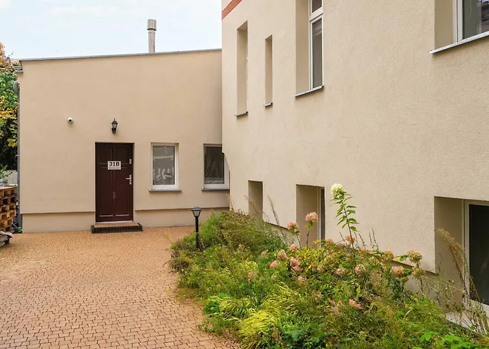 Bright Wierzbiecice Near Mtp By Renters Познань